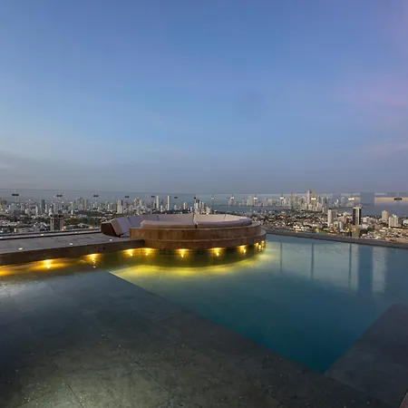 Apartamento Cabrero Centro Tropical - Con Vista Al Mar